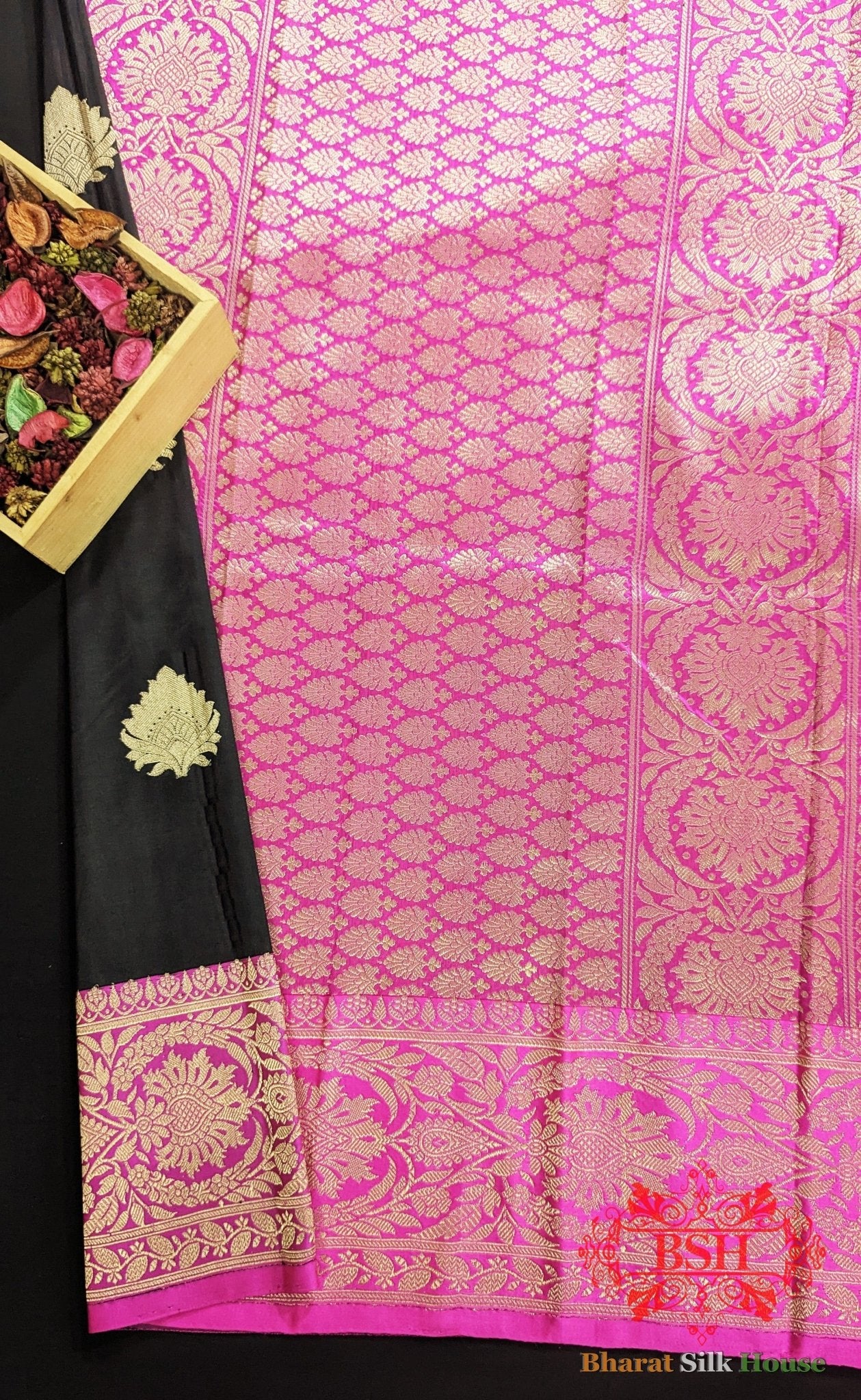 Pure Banrasi Handloom Katan Silk Antique Zari Saree In Shades Of Black - Bharat Silk House