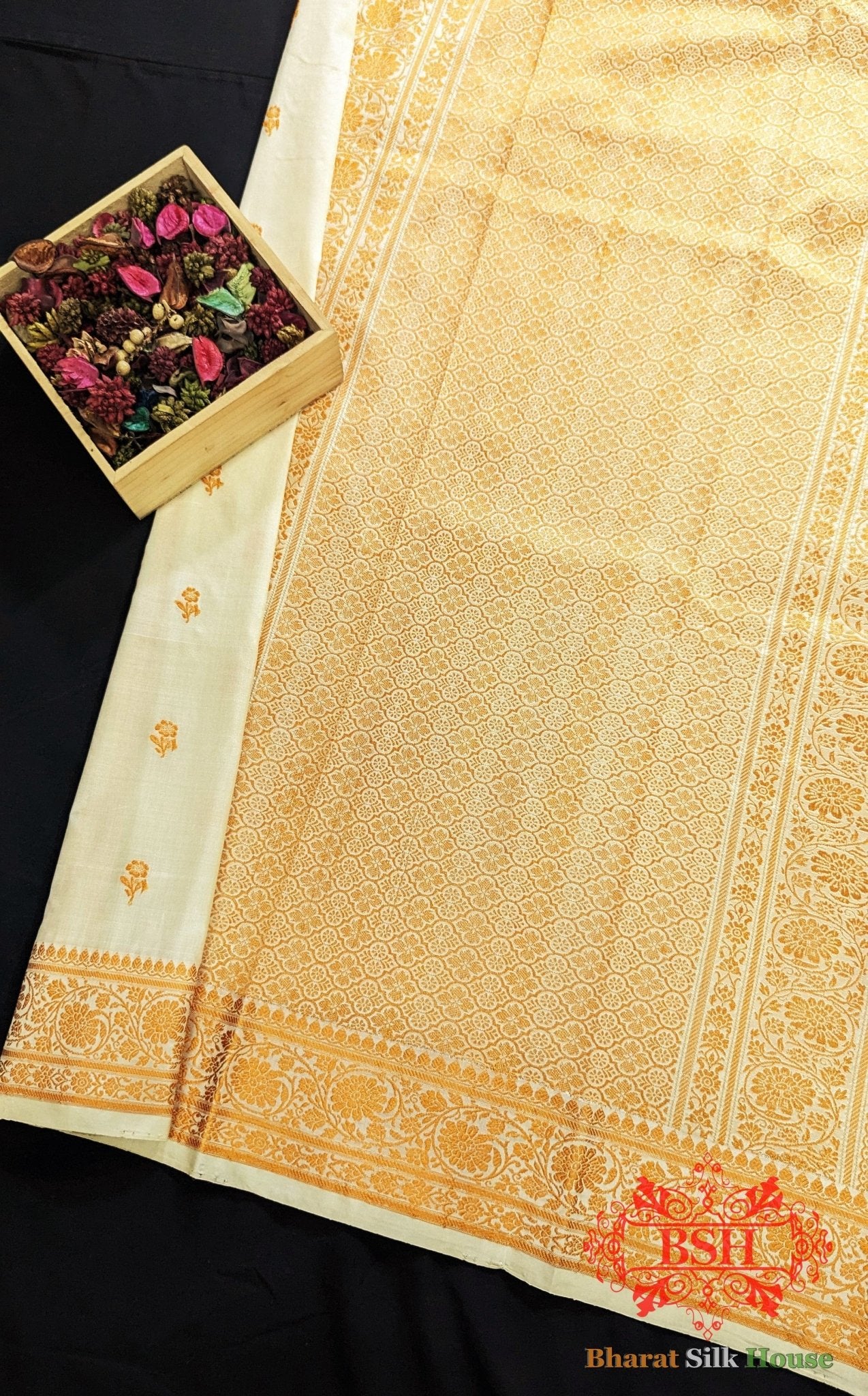 Pure Banrasi Handloom Katan Silk Meenakari Antique Zari Saree In Shades Of Beige With Golden Border - Bharat Silk House