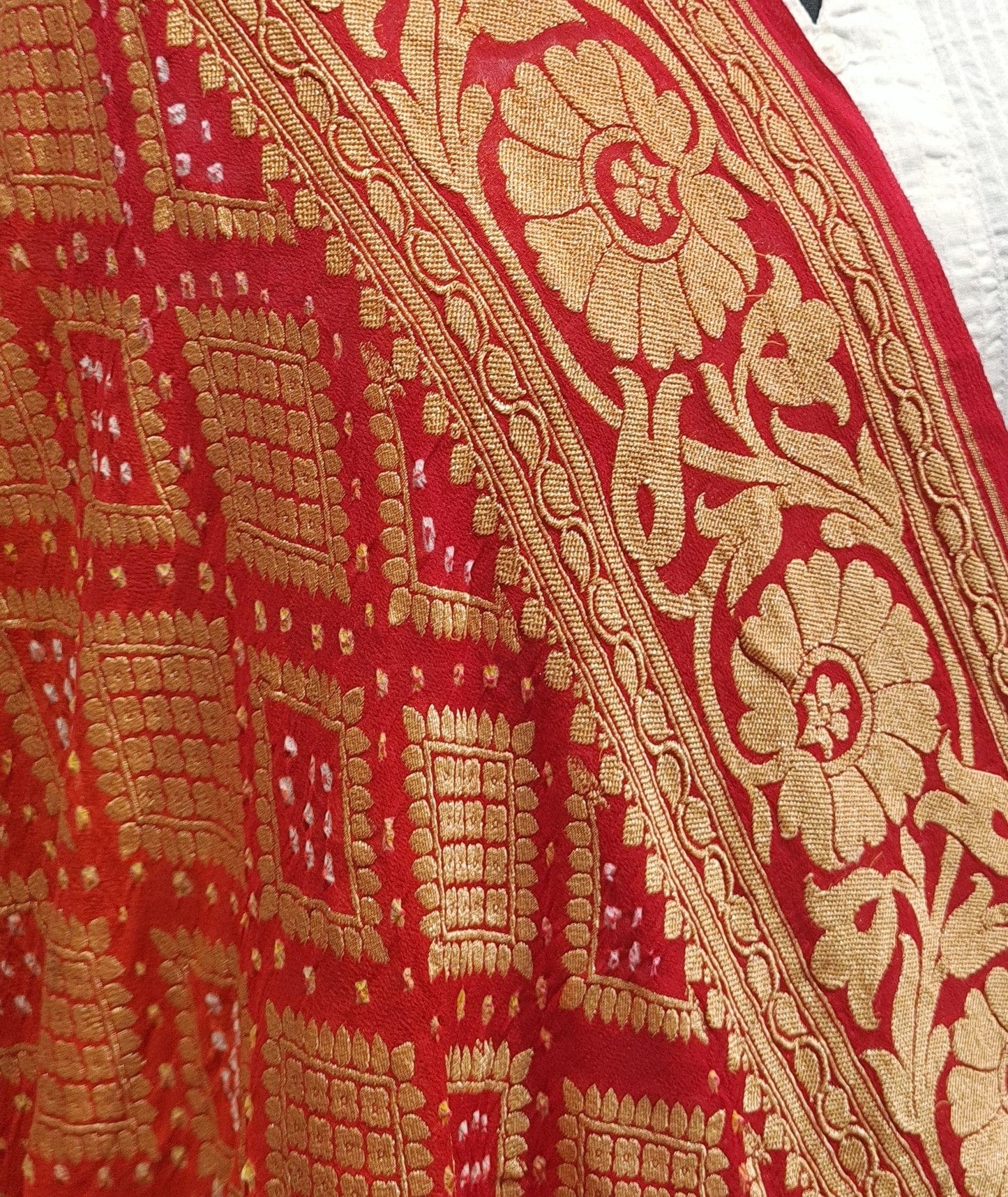 Red Georgette Banarasi Handloom Bandhani Dupatta - Bharat Silk House Bandhej