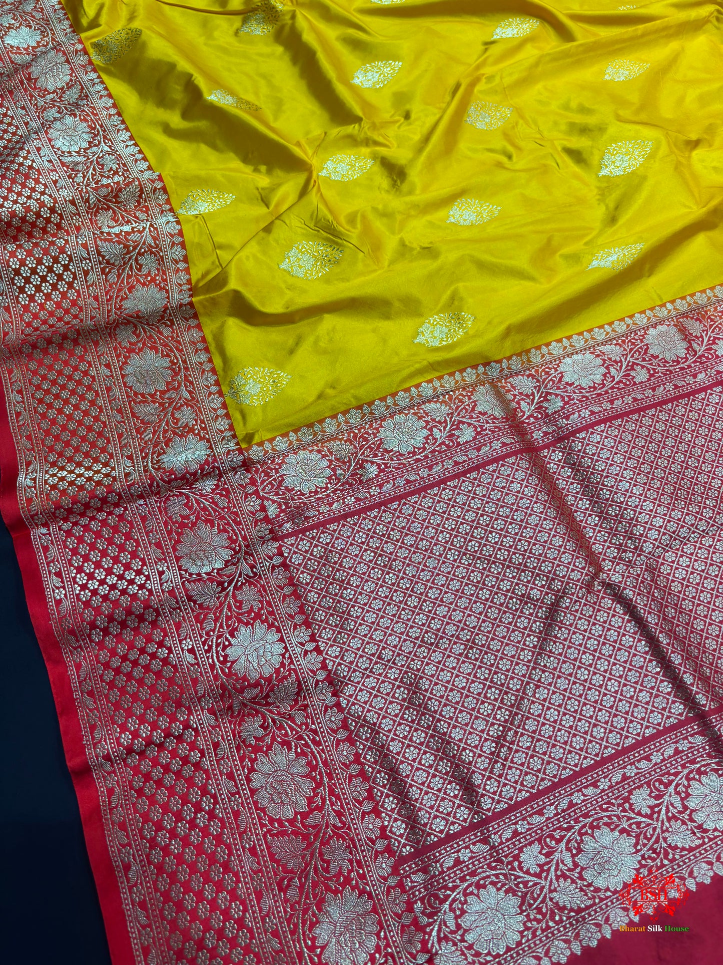 Pure Banarasi  Handloom Katan Silk Antique Zari Saree In Shades Of Yellow