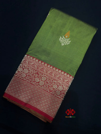 Pure Banarasi  Handloom Katan Silk Antique Zari Meenakari Saree In Shades Of Green