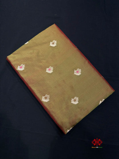 Pure Banarasi  Handloom Katan Silk Antique Meena Zari Saree In Cross Shades Of Green/Red