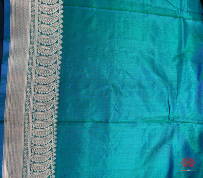 Pure Banarasi  Handloom Katan Silk Antique Zari Saree In Cross Shades Of Green/Blue