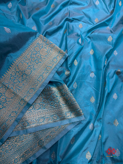 Pure Banarasi  Handloom Katan Silk  Antique Dual Zari Saree In Shades Of Firozi