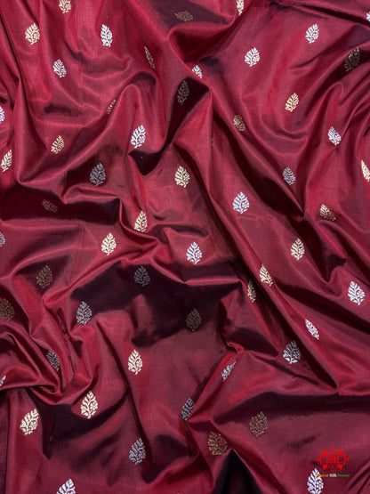 Pure Banarasi  Handloom Katan Silk  Antique Dual Zari Saree In Shades Of Maroon