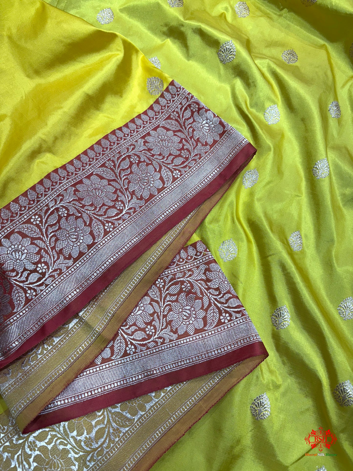 Pure Banarasi  Handloom Katan Silk Antique Zari Saree In Shades Of Yellow