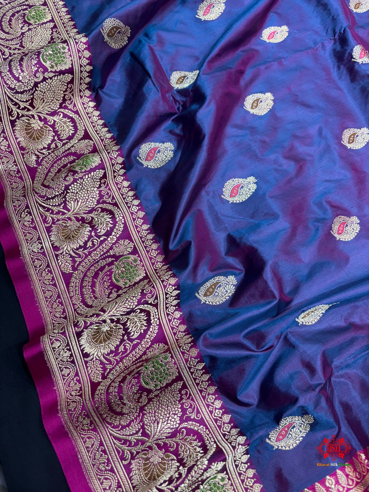 Pure Banarasi  Handloom Katan Silk Antique Meena Zari Saree In Cross Shades Of Blue/Pink