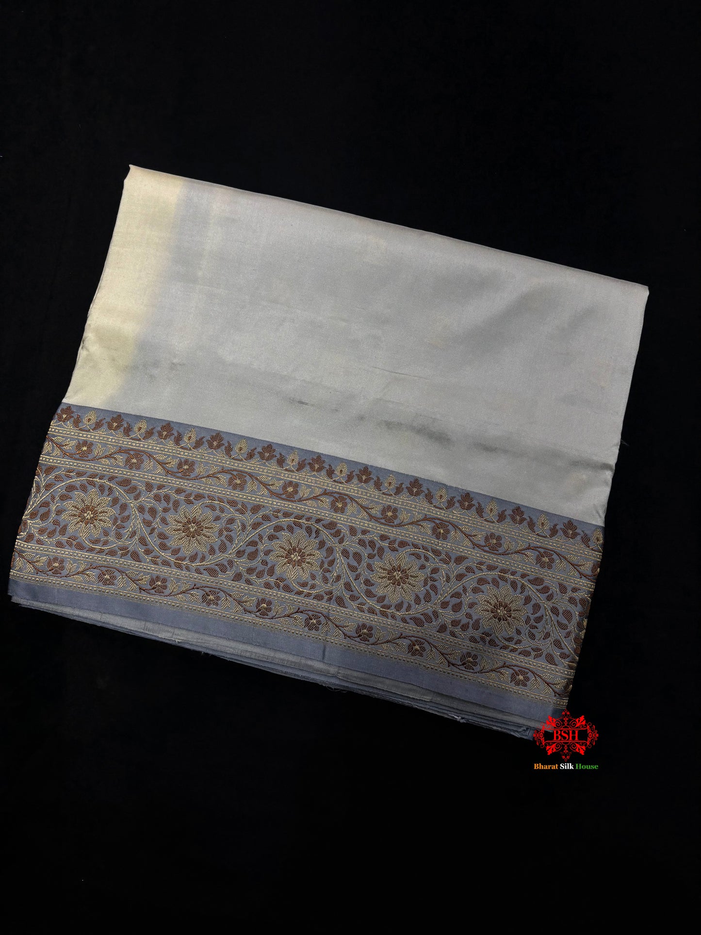 Pure Banarasi  Handloom Katan Silk  Reshami Zari Saree In Shades Of Off White With Grey Border