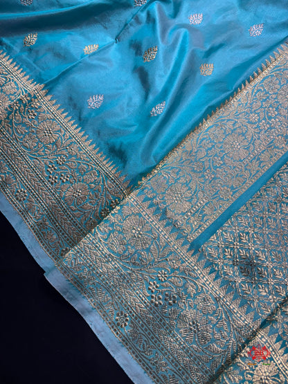 Pure Banarasi  Handloom Katan Silk  Antique Dual Zari Saree In Shades Of Firozi