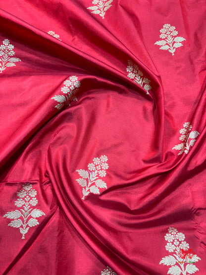 Pure Banarasi  Handloom Katan Silk Antique Zari Saree In Shades Of Red