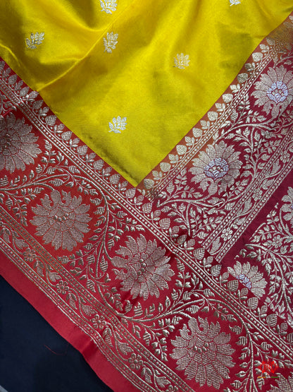 Pure Banarasi  Handloom Katan Silk  Antique Dual Zari Saree In Shades Of Yellow