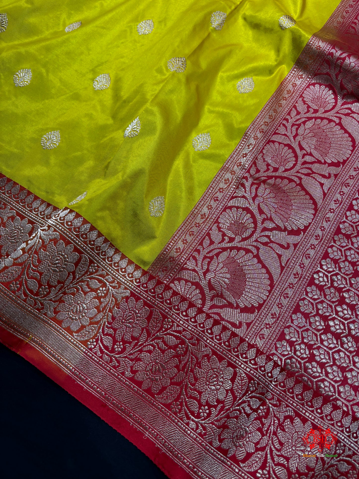 Pure Banarasi  Handloom Katan Silk Antique Zari Saree In Shades Of Yellow