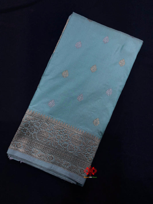 Pure Banarasi  Handloom Katan Silk  Antique Dual Zari Saree In Shades Of Sea Green