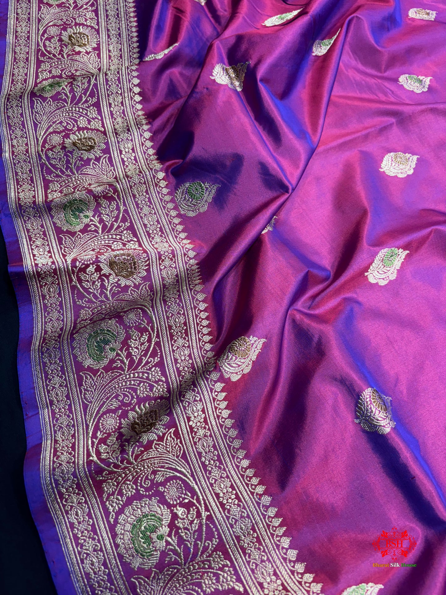 Pure Banarasi  Handloom Katan Silk Antique Meena Zari Saree In Cross Shades Of Pink/Blue