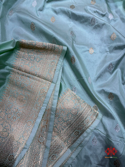 Pure Banarasi  Handloom Katan Silk  Antique Dual Zari Saree In Shades Of Sea Green