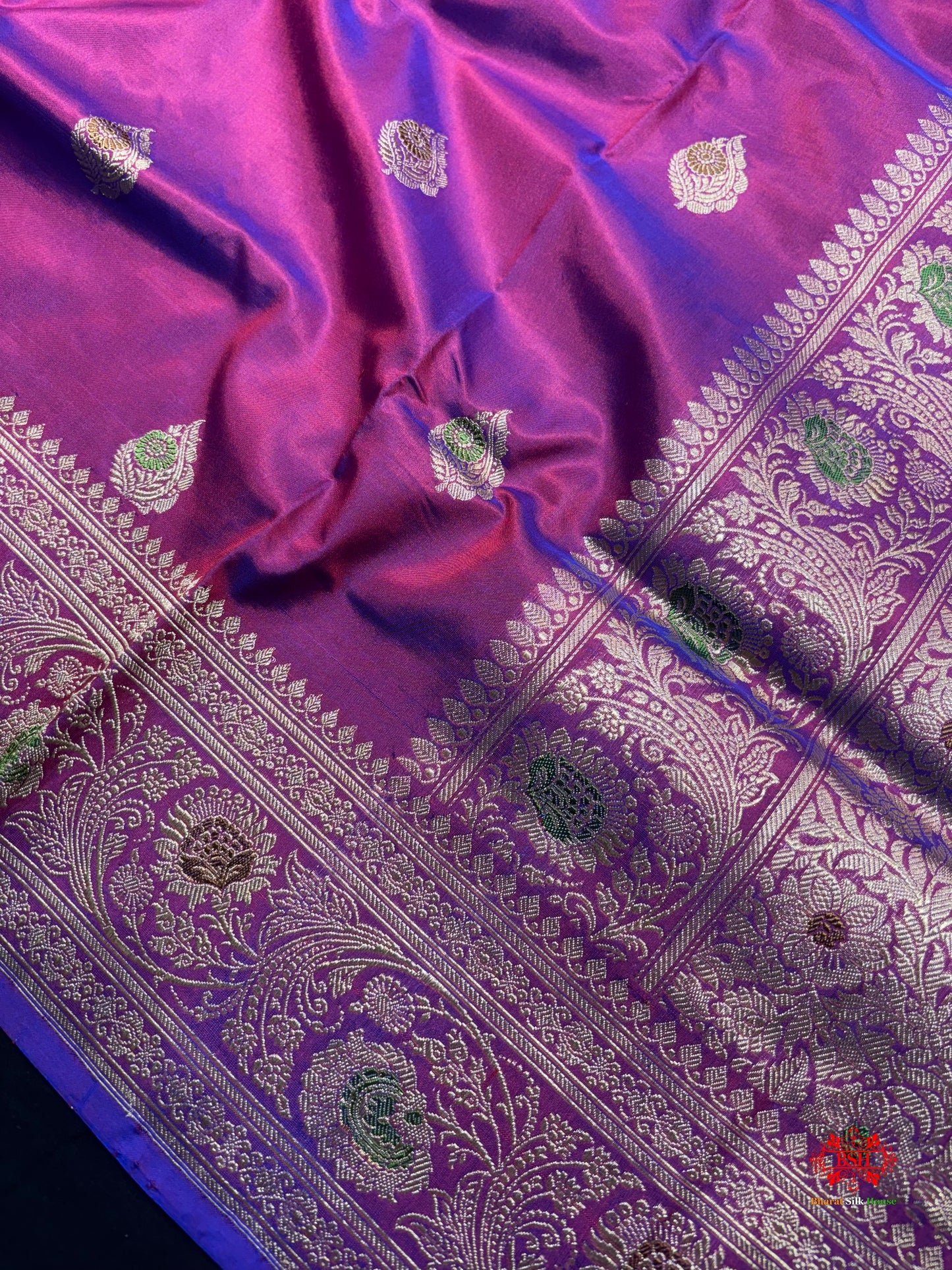 Pure Banarasi  Handloom Katan Silk Antique Meena Zari Saree In Cross Shades Of Pink/Blue