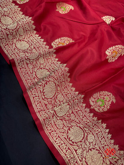 Pure Banarasi  Handloom Katan Silk Antique Zari Meenakari Saree In Shades Of Red