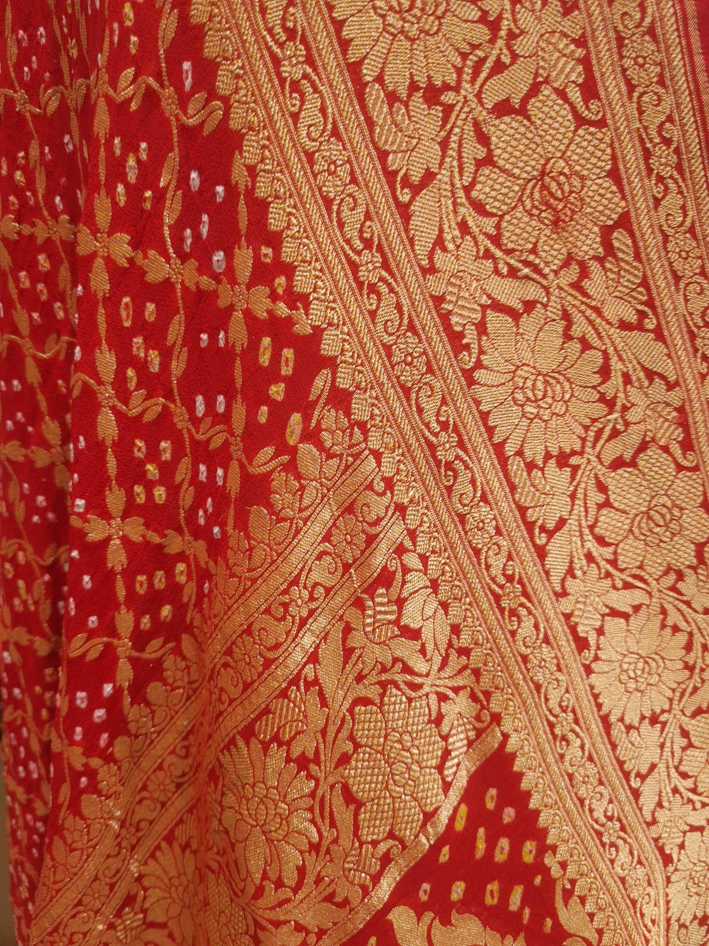 Shade Of Red Georgette Banarasi Handloom Bandhani Dupatta - Bharat Silk House Bandhej