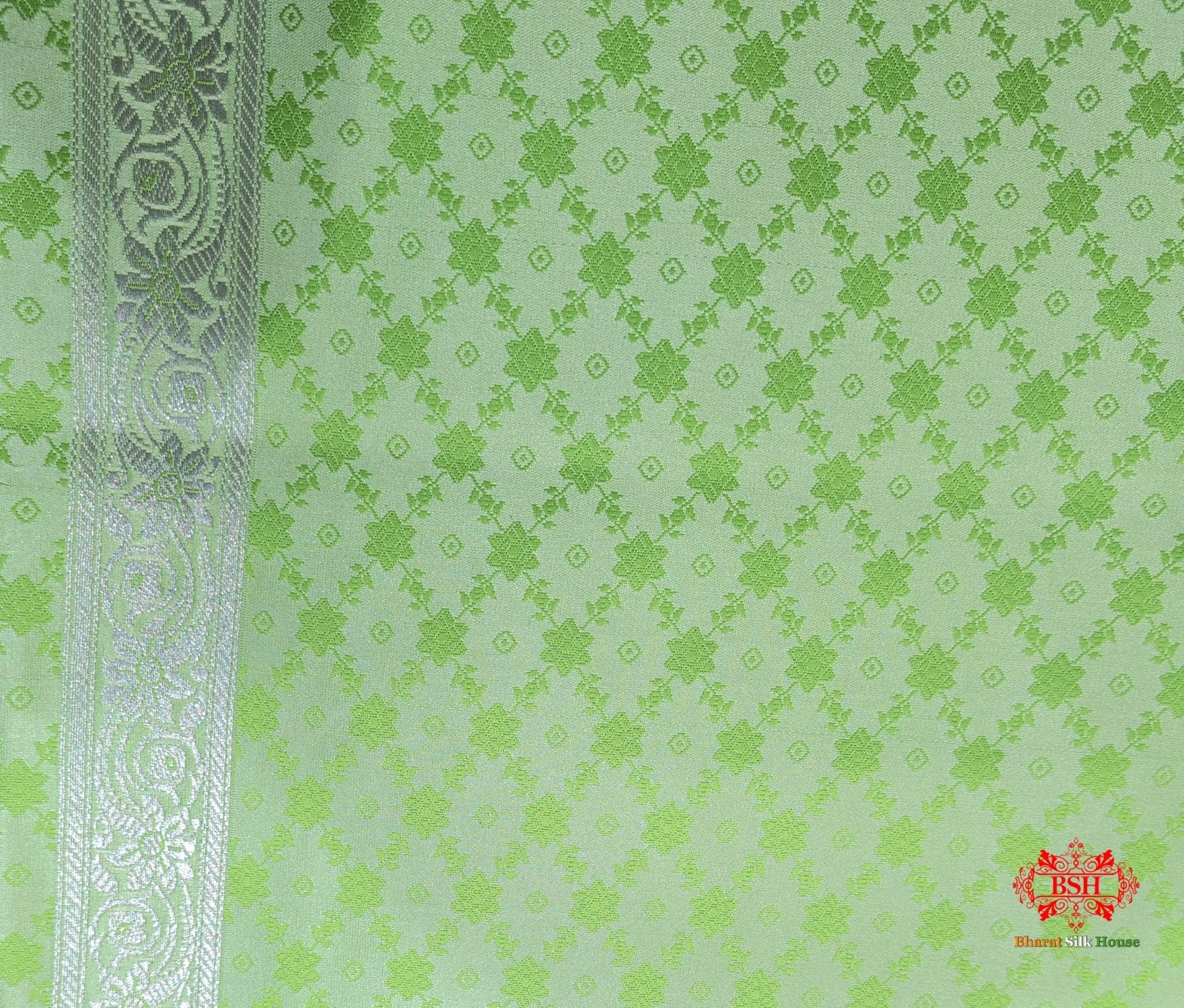 Shades Of Green Single Zari Tanchoi Silk Saree - Bharat Silk House Tanchoi katan