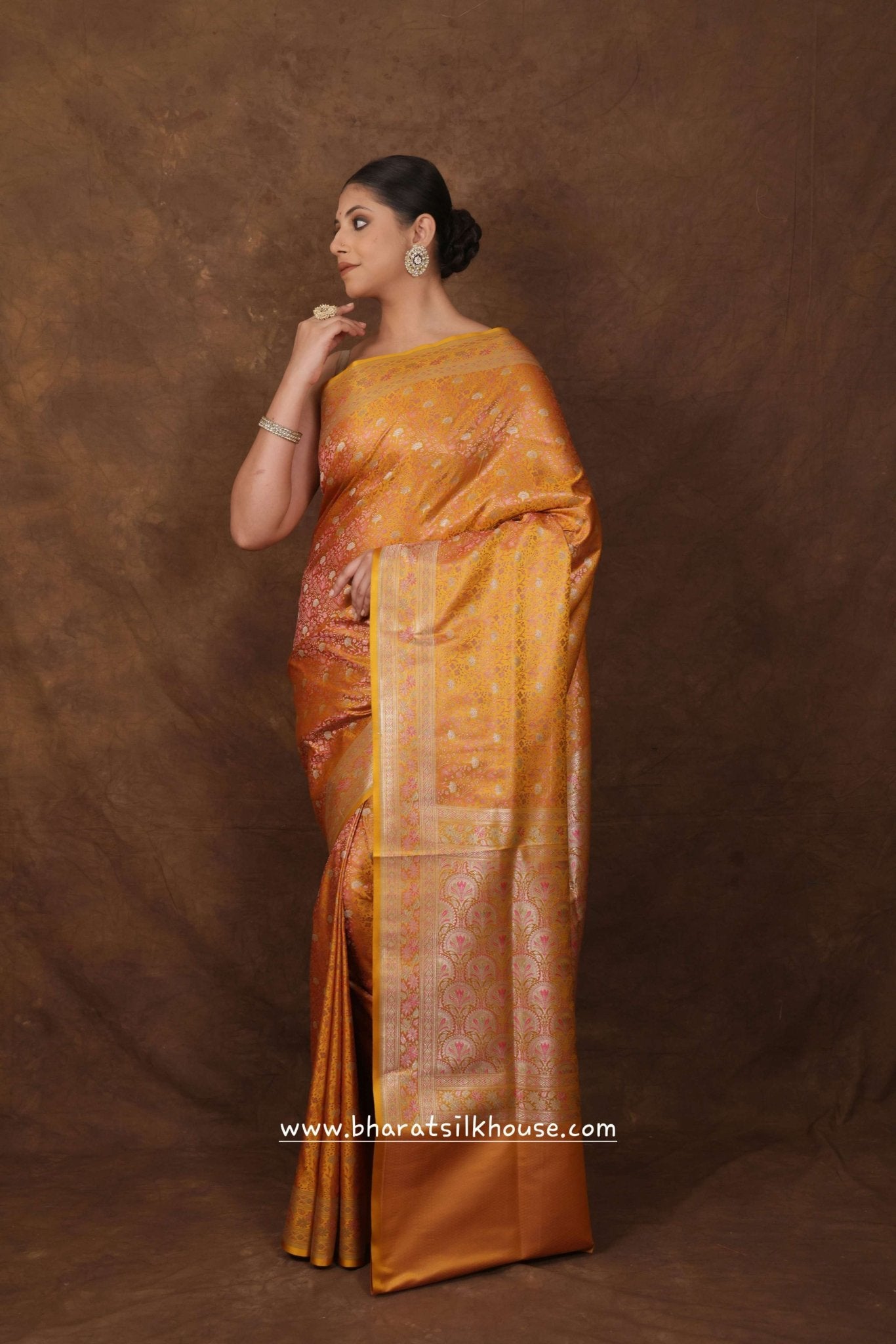 Shades Of Mustard Yellow Dohri Resham Zari Booti Tanchoi Silk Saree - Bharat Silk House Tanchoi katan