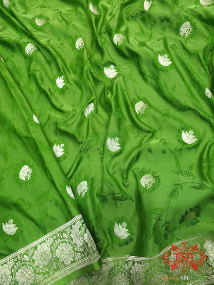 Shamrock Shades Of Green Single Zari Tanchoi Silk Saree - Bharat Silk House Tanchoi katan